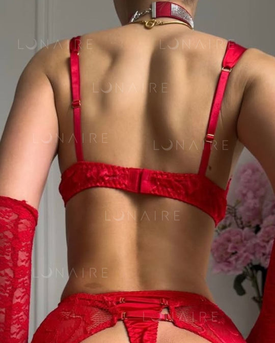 LINGERIE SUSPIRE