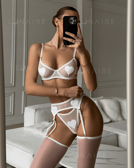 LINGERIE LOVE