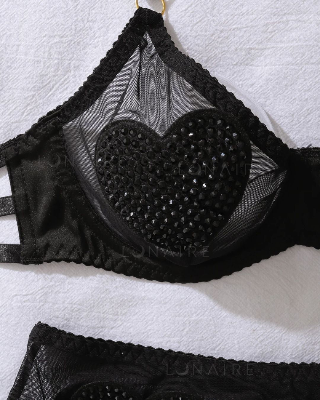 LINGERIE LOVE